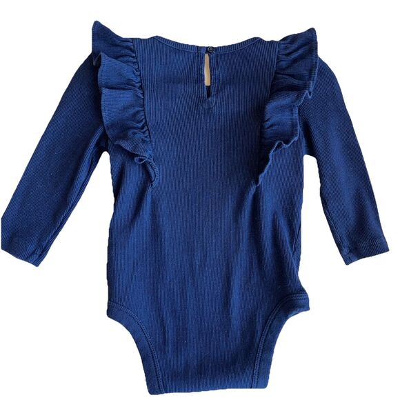 Gap Baby Girl 4 Piece Lot 3-6, 6-12, 12-18 Months Eyelet Dress, Tees, Sweater.‎ - Picture 15 of 16